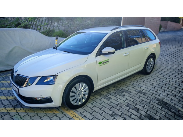 Skoda Octavia Kombi 1.6 CRTDI DSG 